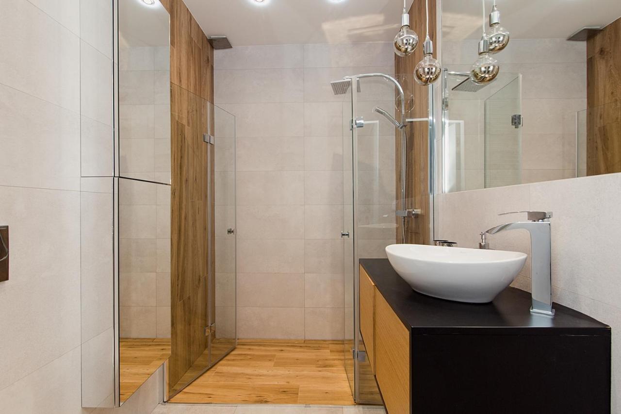 Woronicza Premium Apartman Varsó Kültér fotó