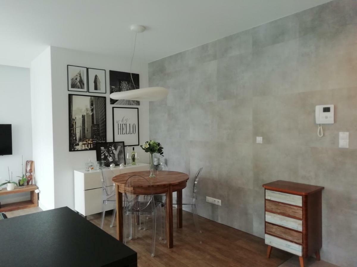 Woronicza Premium Apartman Varsó Kültér fotó