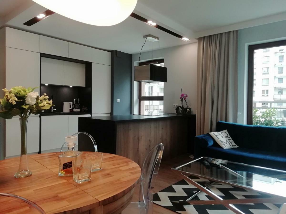 Woronicza Premium Apartman Varsó Kültér fotó